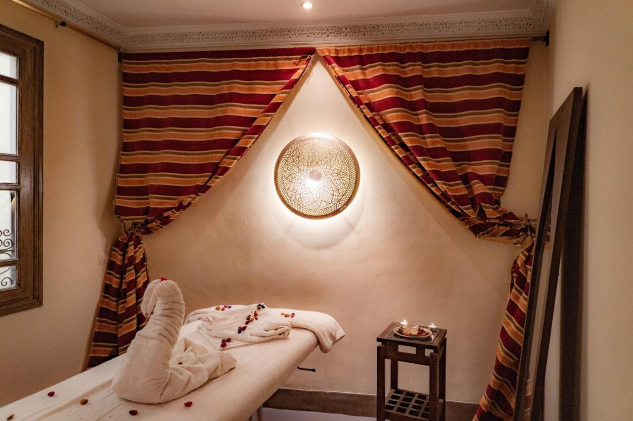 Equity Point Marrakech Hostel Marrakesh Luaran gambar